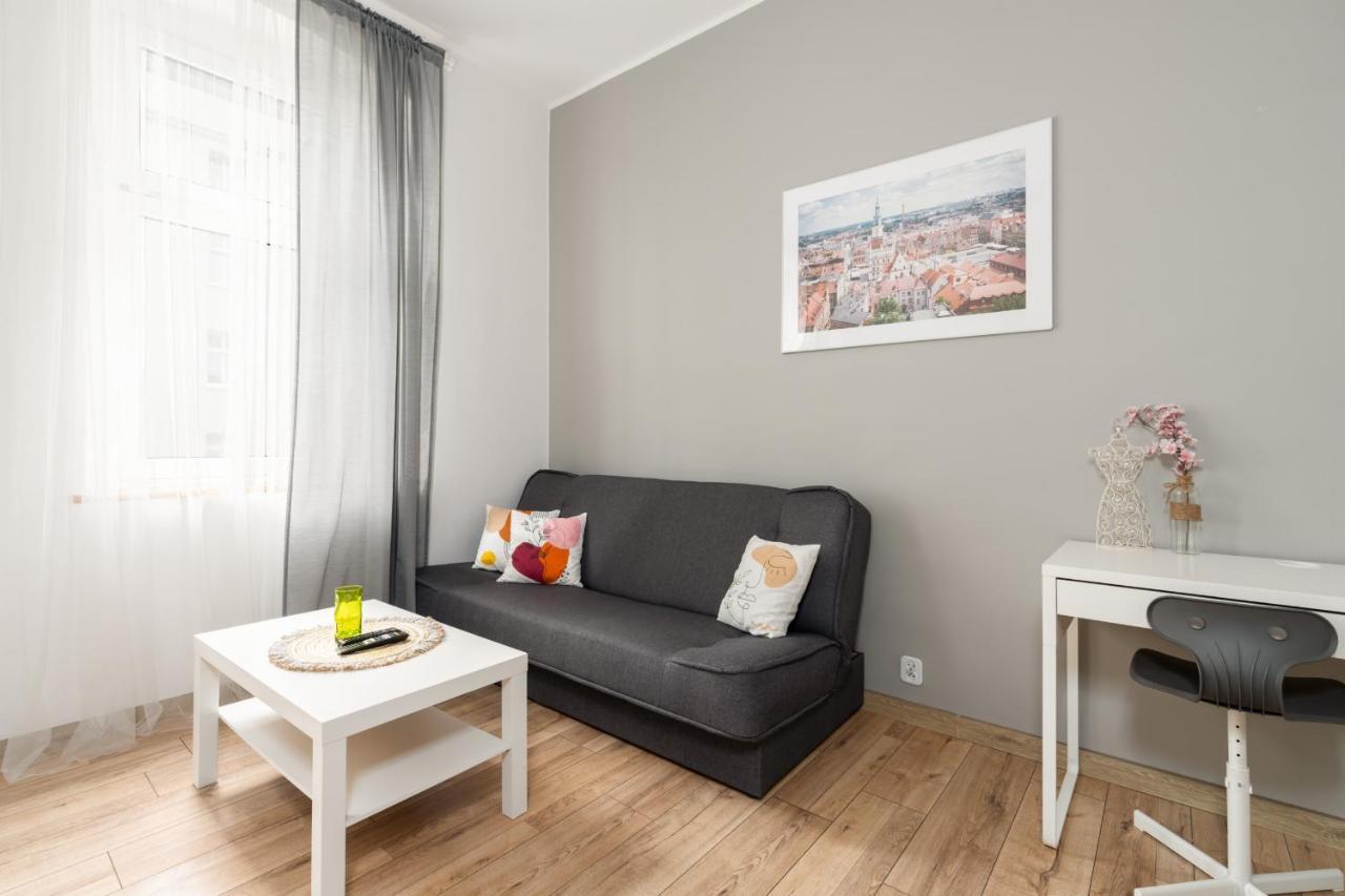 Bright And Cosy In By Renters *