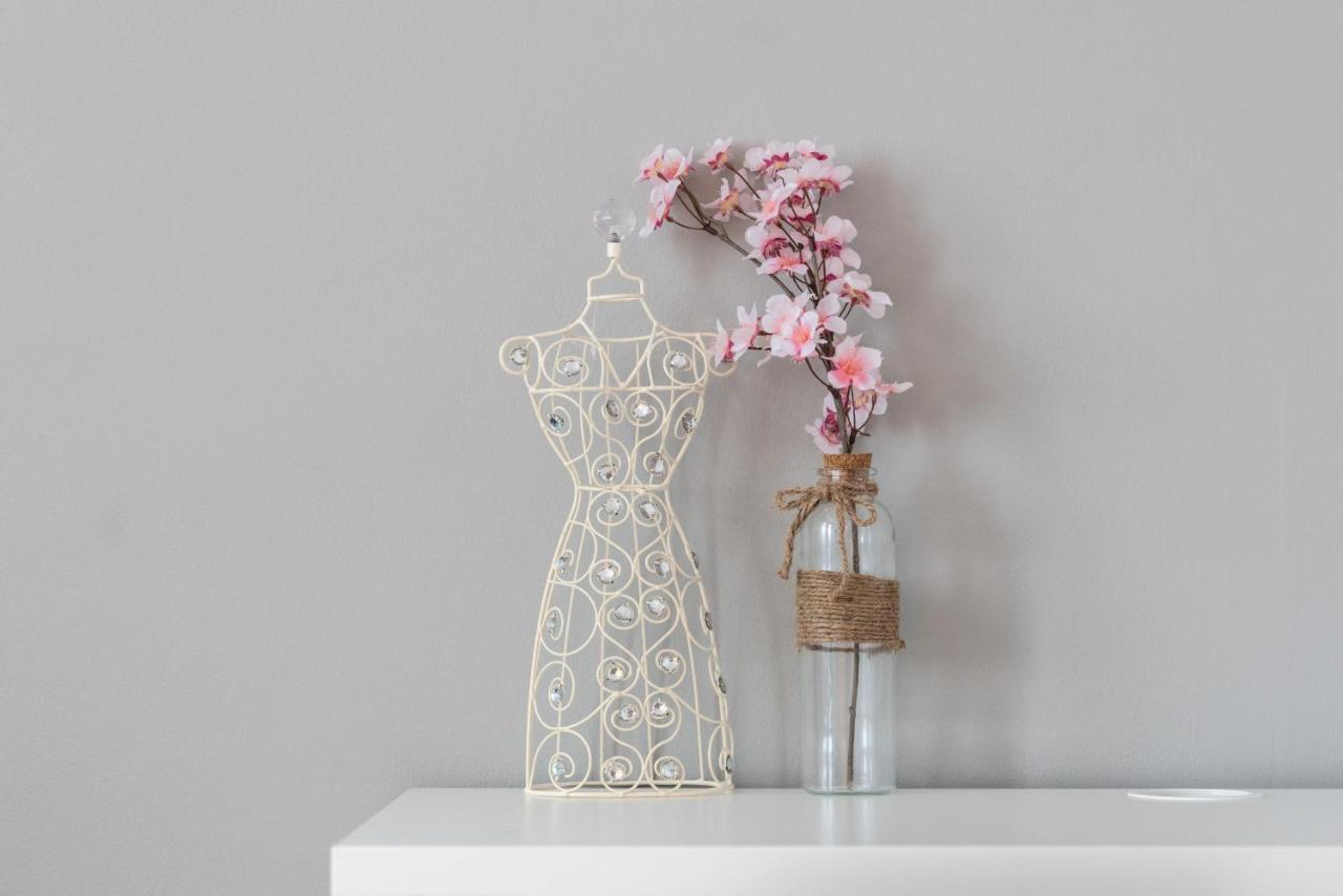 Апартаменти Bright And Cosy In By Renters