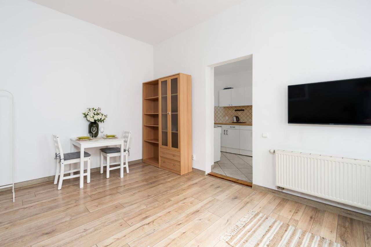 Bright And Cosy In By Renters Апартаменти *